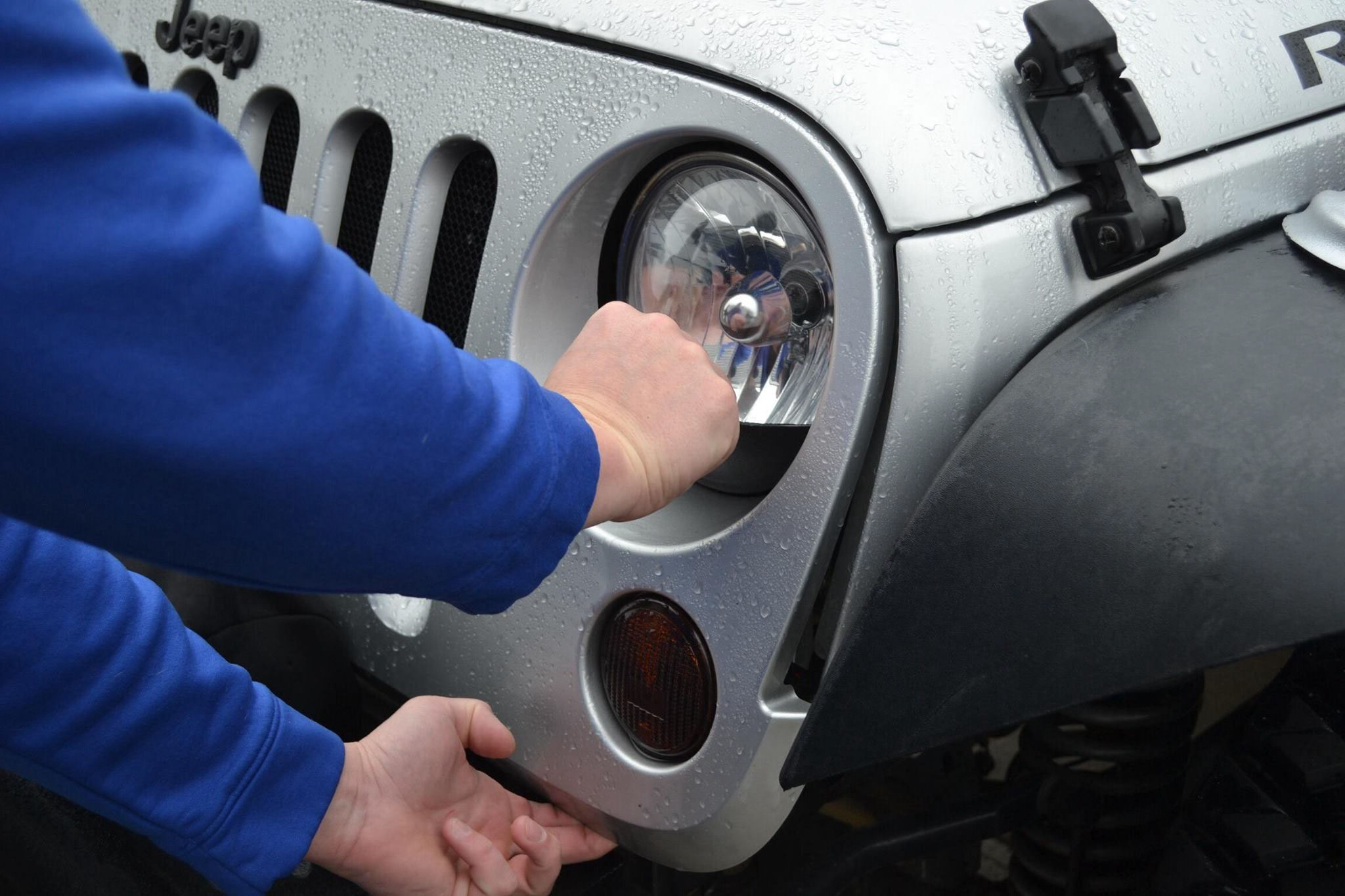 How to Install Jeep Angry Eyes - Angry Eyes Installation - Instructions for Jeep Angry Eyes